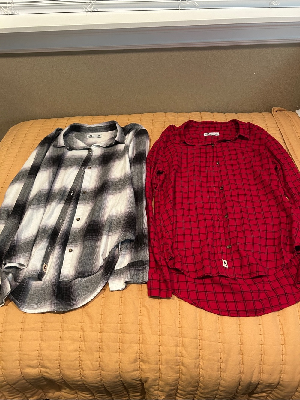 Hollister Red Plaid Button Down Shirt